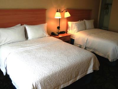 Hampton & Hotel 3*